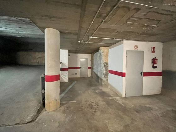 Foto 1 de Garaje en alquiler en Eixample Nord – La Devesa de 13 m²