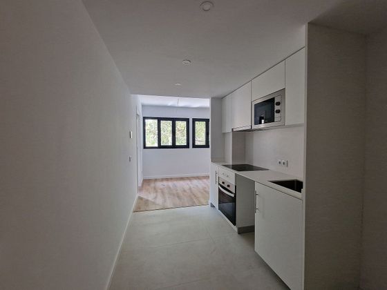 Foto 2 de Dúplex en venta en Centre - Girona de 2 habitaciones con aire acondicionado y calefacción