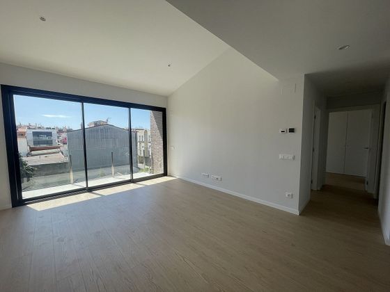 Foto 2 de Pis en lloguer a Eixample Sud – Migdia de 2 habitacions amb terrassa i garatge