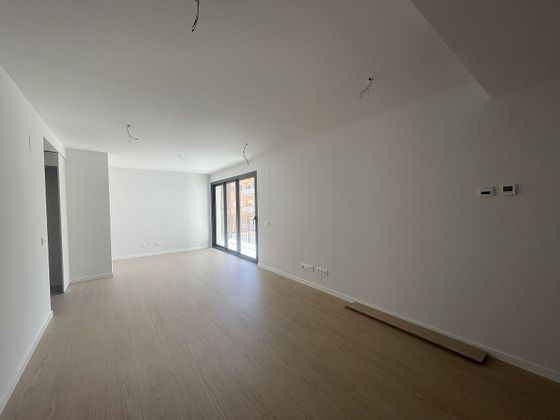 Foto 2 de Alquiler de piso en Eixample Sud – Migdia de 3 habitaciones con terraza y garaje