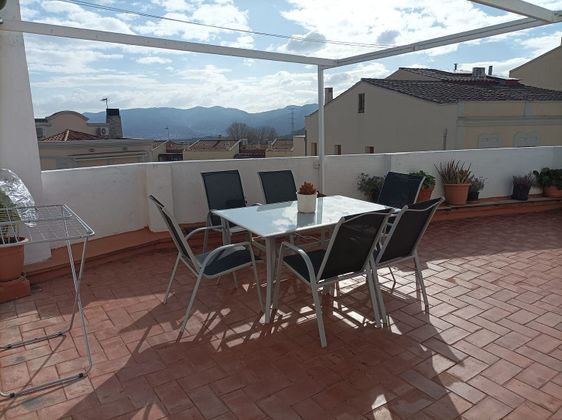 Foto 1 de Casa en venta en Sant Llorenç d´Hortons de 5 habitaciones con terraza y garaje