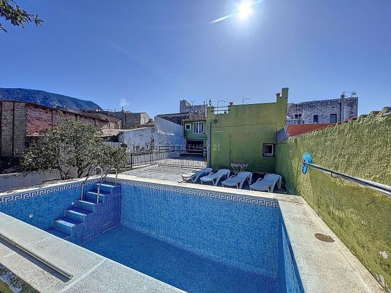 Foto 1 de Casa en venda a calle Nou de 5 habitacions amb terrassa i piscina