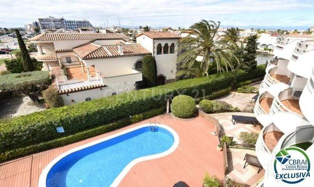 Foto 2 de Casa en venda a calle Salins Línea de 11 habitacions amb terrassa i piscina