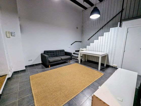 Foto 2 de Dúplex en venda a El Raval de 1 habitació i 35 m²