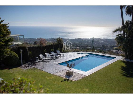 Foto 2 de Xalet en venda a avenida Supermaresme de 5 habitacions amb terrassa i piscina