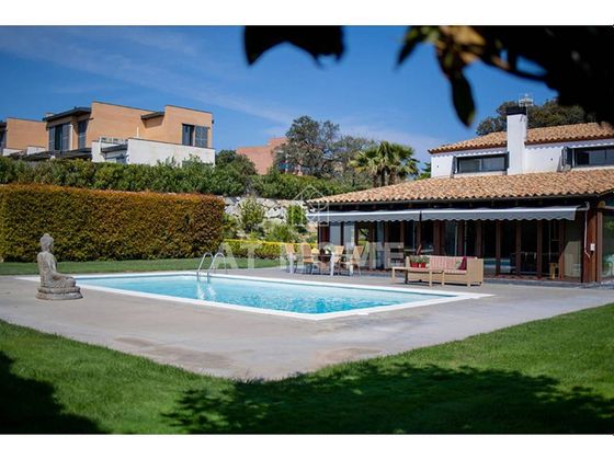 Foto 1 de Chalet en venta en Sant Vicenç de Montalt de 6 habitaciones con terraza y piscina