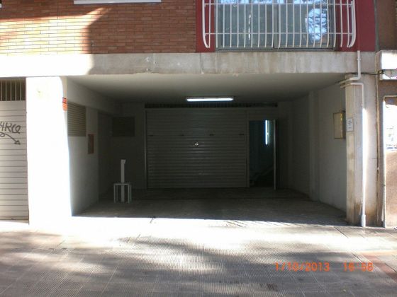 Foto 1 de Alquiler de garaje en calle De Narcís Monturiol de 2 m²