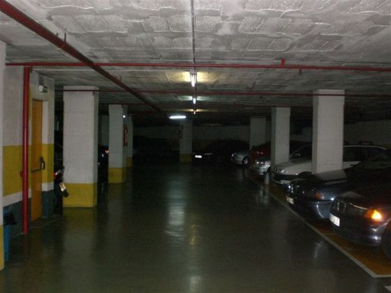 Foto 2 de Garatge en lloguer a calle De la Diputació de 4 m²