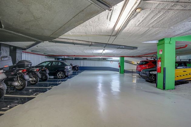 Foto 1 de Alquiler de garaje en calle Gran Via de Les Corts Catalanes de 2 m²