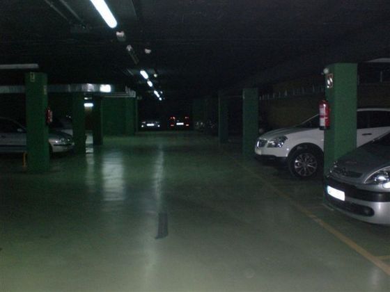 Foto 2 de Alquiler de garaje en paseo De Torras i Bages de 5 m²