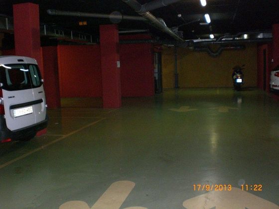 Foto 2 de Garaje en alquiler en ronda Dels Països Catalans de 10 m²