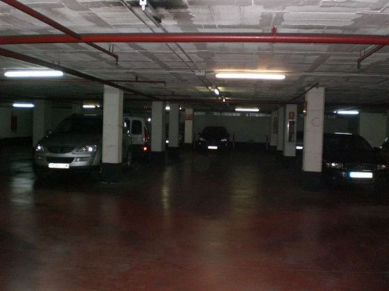 Foto 2 de Garaje en alquiler en calle De Béjar de 10 m²