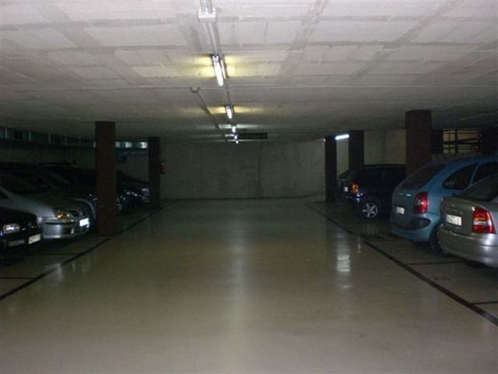 Foto 2 de Garaje en alquiler en calle De Santa Carolina de 10 m²