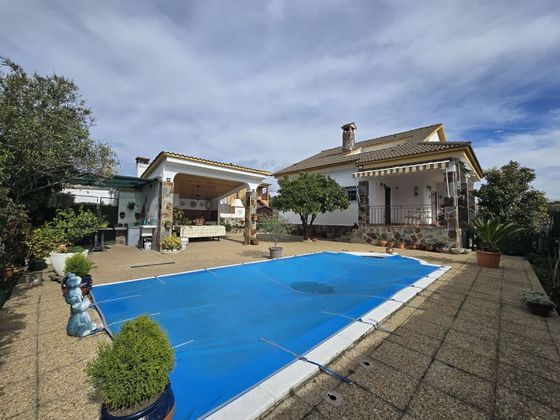 Foto 2 de Xalet en venda a Lliçà d´Amunt de 5 habitacions amb terrassa i piscina