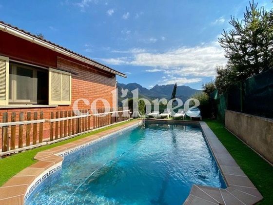 Foto 2 de Casa en venda a Cercs de 5 habitacions amb terrassa i piscina