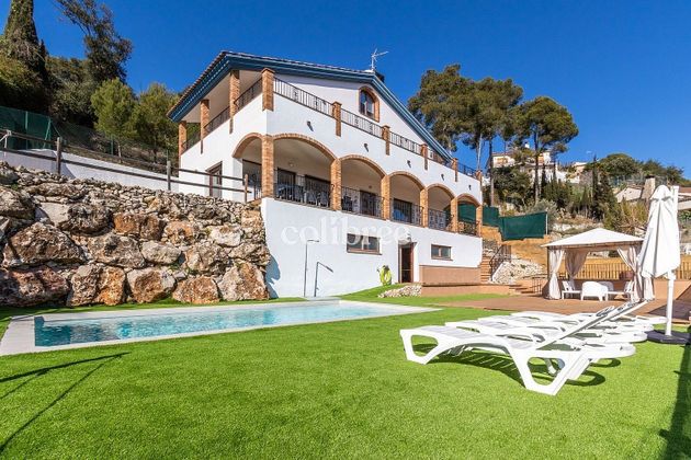 Foto 1 de Xalet en venda a Santa Susanna de 4 habitacions amb terrassa i piscina