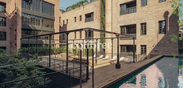 Foto 2 de Àtic en venda a El Raval de 2 habitacions amb terrassa i piscina