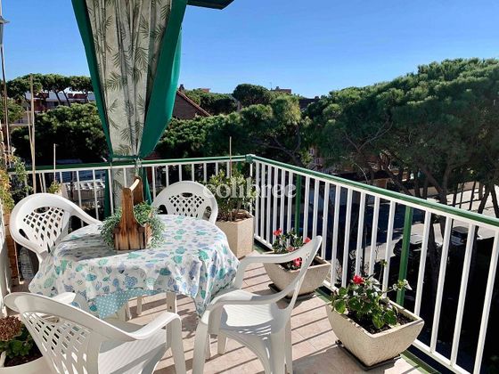 Foto 2 de Àtic en venda a La Pineda de 2 habitacions amb terrassa i piscina