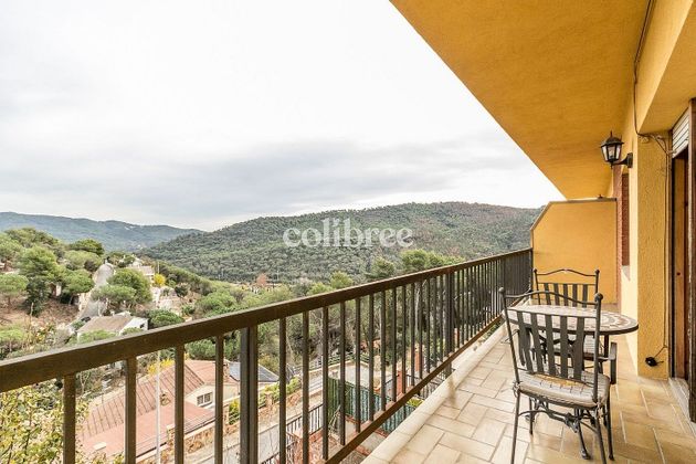 Foto 1 de Venta de casa adosada en Argentona de 5 habitaciones con terraza y balcón