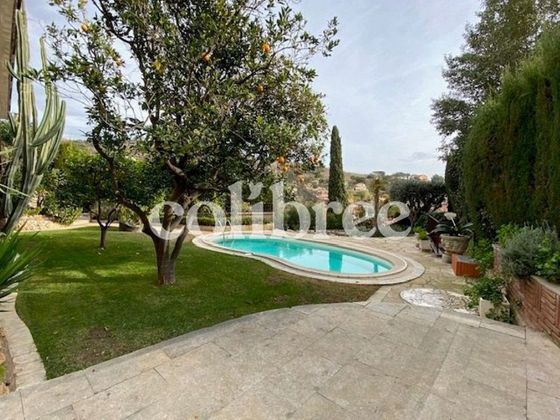 Foto 1 de Alquiler de casa en Sarrià de 6 habitaciones con terraza y piscina