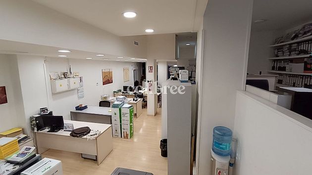 Foto 1 de Venta de oficina en El Poble Sec - Parc de Montjuïc de 219 m²