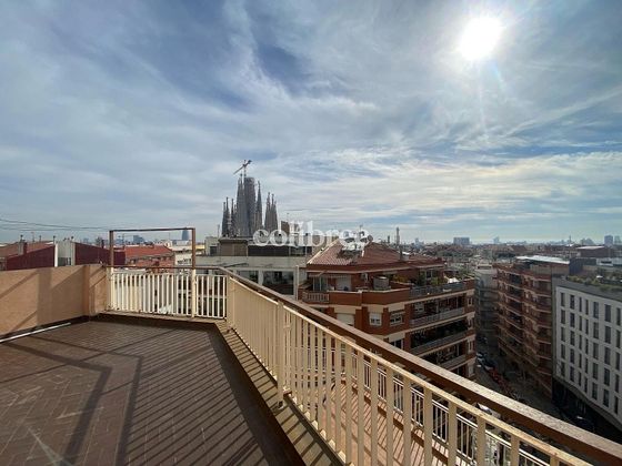 Foto 1 de Ático en venta en El Camp d'en Grassot i Gràcia Nova de 3 habitaciones con terraza y garaje