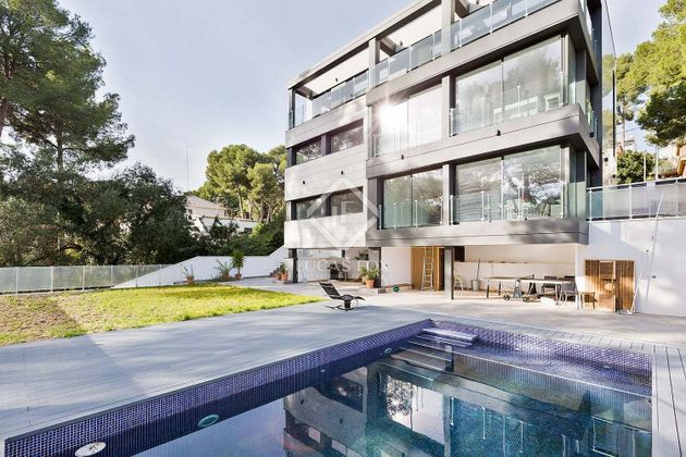 Foto 1 de Chalet en venta en Montmar de 7 habitaciones con terraza y piscina