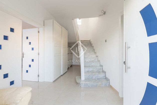 Foto 2 de Casa adosada en alquiler en Montmar de 6 habitaciones con terraza y piscina