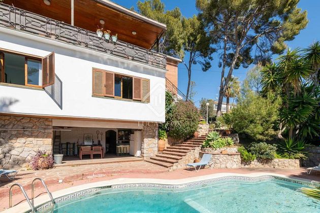 Foto 1 de Casa en venta en Montmar de 7 habitaciones con terraza y piscina