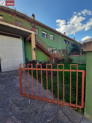 Foto 1 de Chalet en venta en Organyà de 4 habitaciones con terraza y garaje