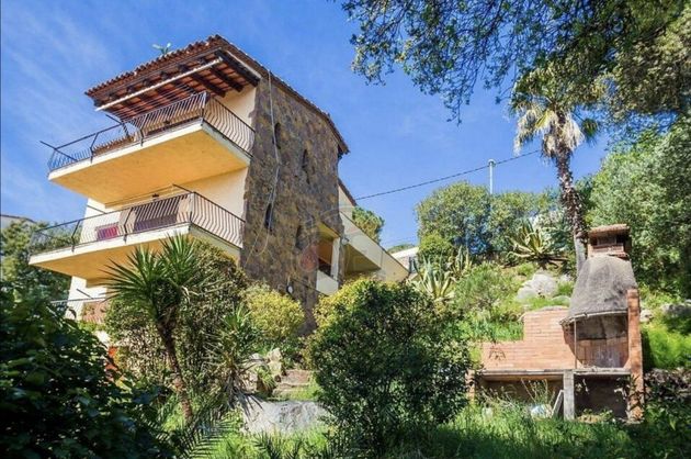 Foto 1 de Casa en venta en Cabanyes-Mas Ambrós-Mas Pallí de 7 habitaciones con terraza y piscina