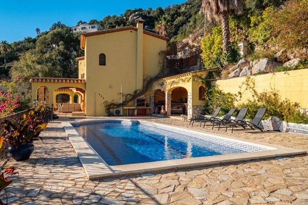 Foto 2 de Chalet en venta en Cabanyes-Mas Ambrós-Mas Pallí de 5 habitaciones con terraza y piscina