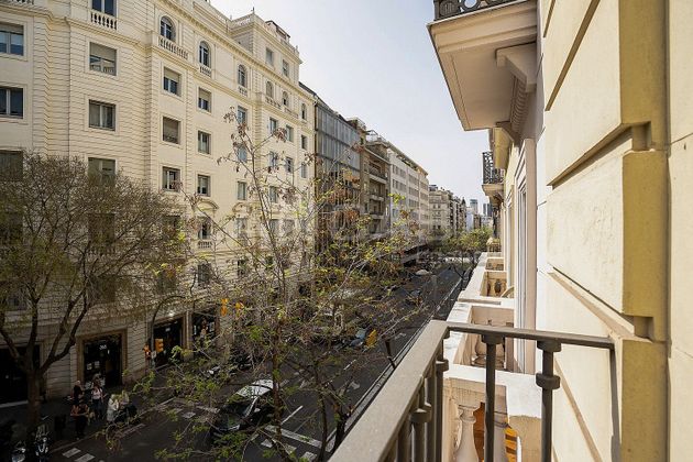 Foto 1 de Pis en venda a Sant Gervasi - Galvany de 7 habitacions amb balcó i ascensor