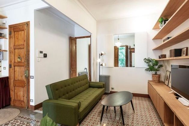 Foto 2 de Pis en lloguer a Sant Antoni de 1 habitació amb terrassa i mobles