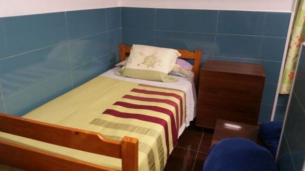 Foto 1 de Estudi en lloguer a La Torrassa amb mobles i aire acondicionat