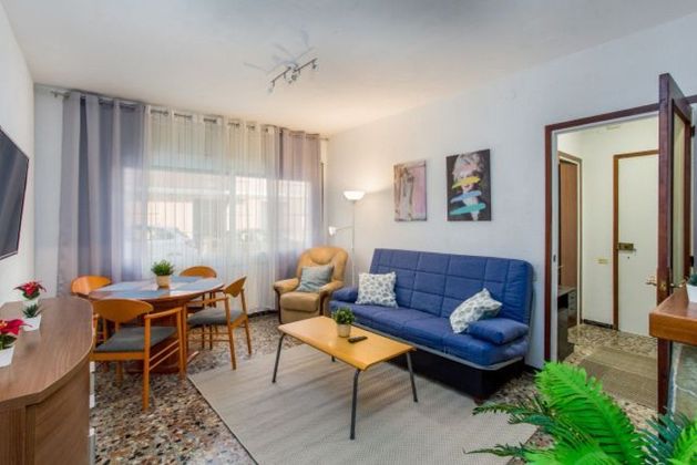 Foto 1 de Pis en lloguer a Vilassar de Mar de 2 habitacions amb mobles i calefacció