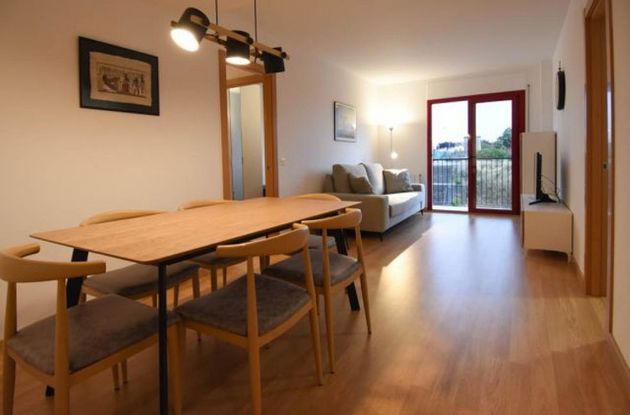 Foto 1 de Alquiler de piso en Cassà de la Selva de 3 habitaciones con muebles y balcón