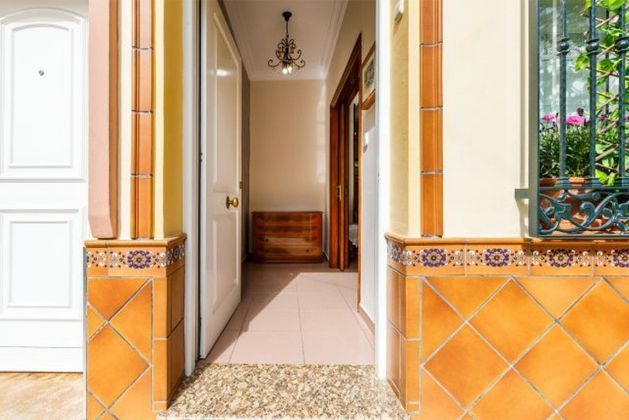 Foto 2 de Alquiler de piso en Poniente-Faro de 3 habitaciones con muebles y aire acondicionado