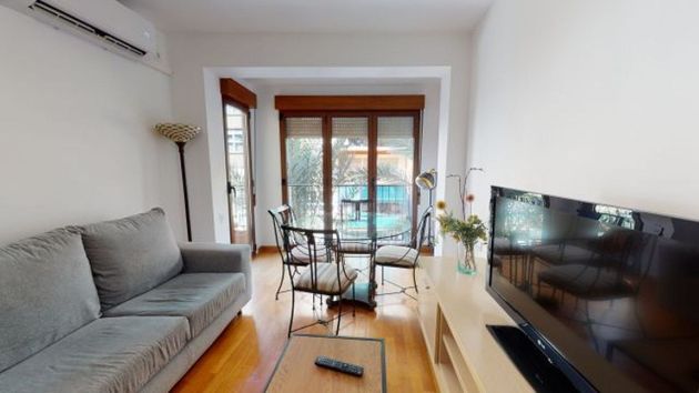Foto 2 de Piso en alquiler en San Antón de 3 habitaciones con muebles y aire acondicionado