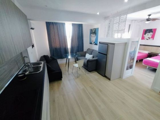 Foto 1 de Alquiler de estudio en La Luz - El Torcal con muebles y aire acondicionado