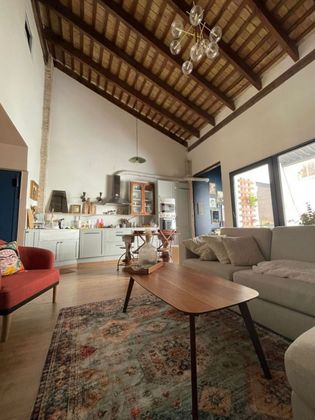 Foto 1 de Alquiler de piso en El Cabanyal- El Canyamelar de 1 habitación con terraza y muebles