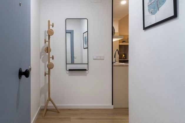 Foto 2 de Alquiler de piso en Sant Francesc de 1 habitación con muebles y aire acondicionado