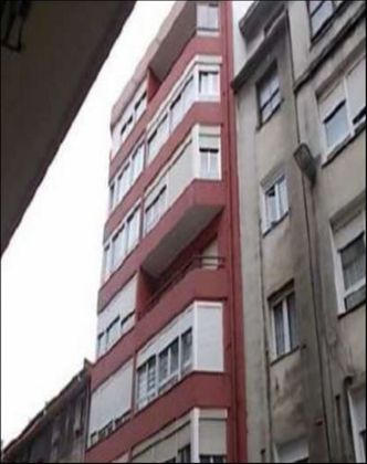 Foto 1 de Pis en venda a calle Tres de Noviembre de 2 habitacions amb terrassa i aire acondicionat