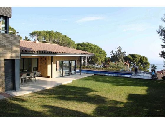 Foto 2 de Xalet en venda a Port Salvi - Puntabrava de 4 habitacions amb terrassa i piscina