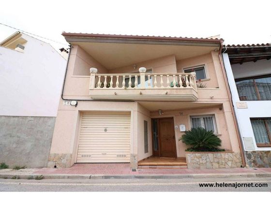 Foto 1 de Venta de casa adosada en Vilartagues i Tueda de Dalt de 5 habitaciones con terraza y garaje