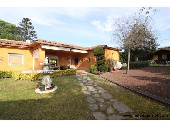 Foto 1 de Casa en venta en Caldes de Malavella de 3 habitaciones con terraza y piscina