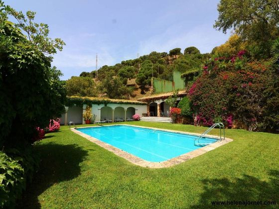 Foto 1 de Chalet en venta en Can Semi - Mas Nou - Mas Ros de 14 habitaciones con terraza y piscina