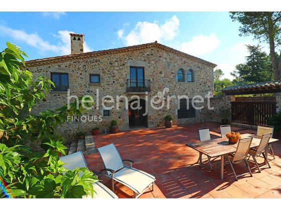 Foto 2 de Casa rural en venda a Santa Cristina d'Aro de 4 habitacions amb terrassa i jardí
