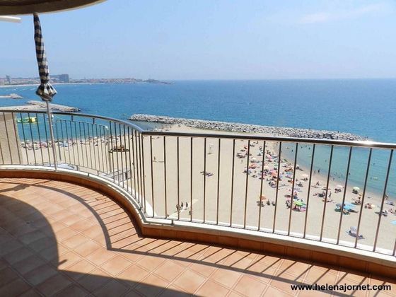 Foto 1 de Àtic en venda a paseo De Josep Mundet de 3 habitacions amb terrassa i garatge