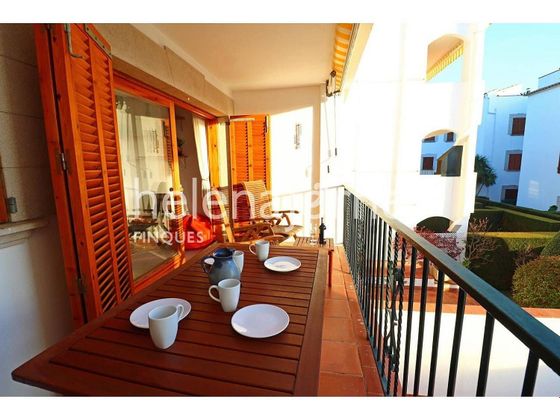 Foto 2 de Piso en venta en S'Agaró de 3 habitaciones con terraza y piscina